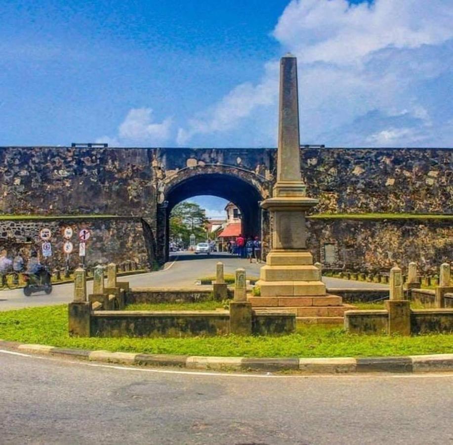 DiNi Galle Exterior foto