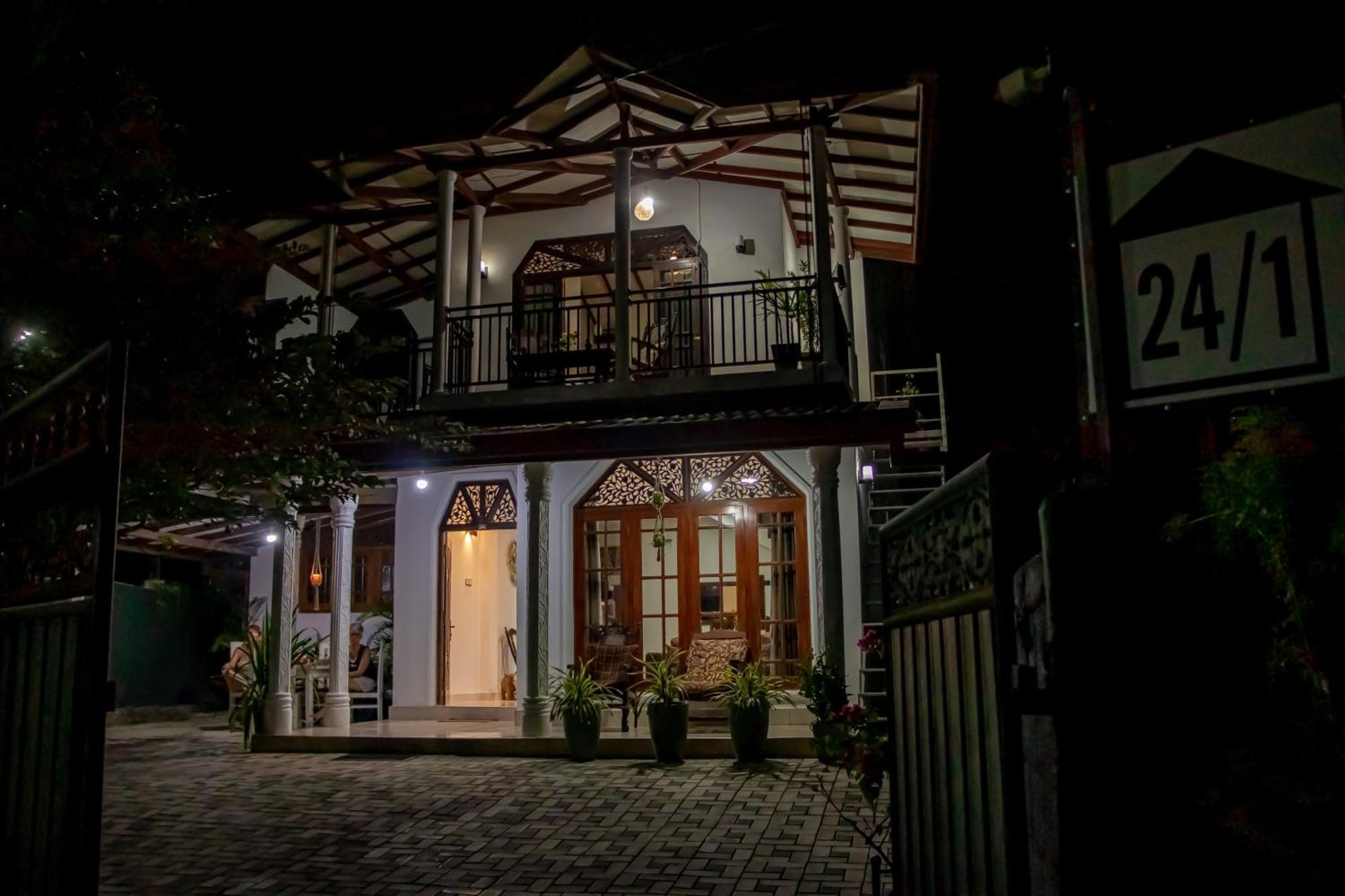 DiNi Galle Exterior foto