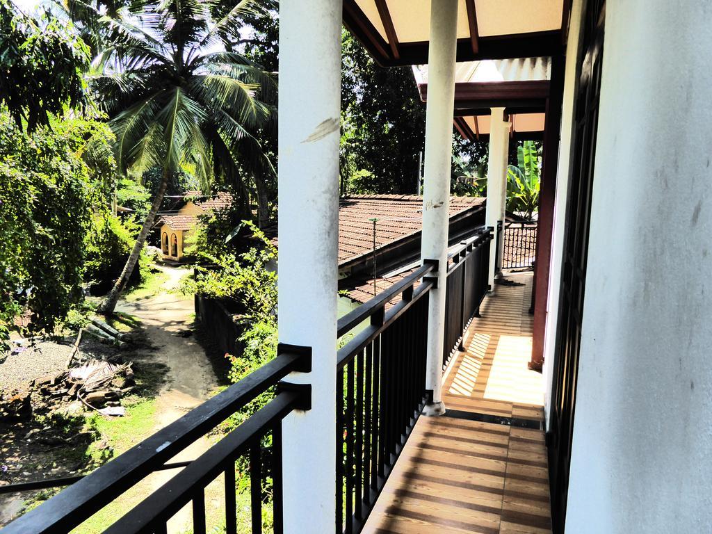 DiNi Galle Exterior foto
